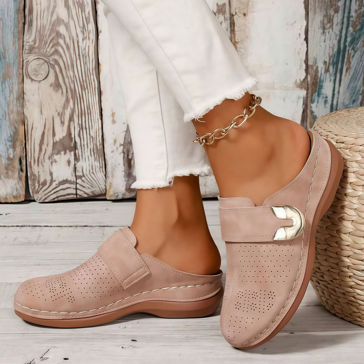 🏆 All-Day Comfort 👣 Leather Wedge Slip-Ons – Easy to Wear & Comfortable to Walk In ⏳ 𝐋𝐀𝐒𝐓 𝐃𝐀𝐘: 𝟖𝟎% 𝐎𝐅𝐅