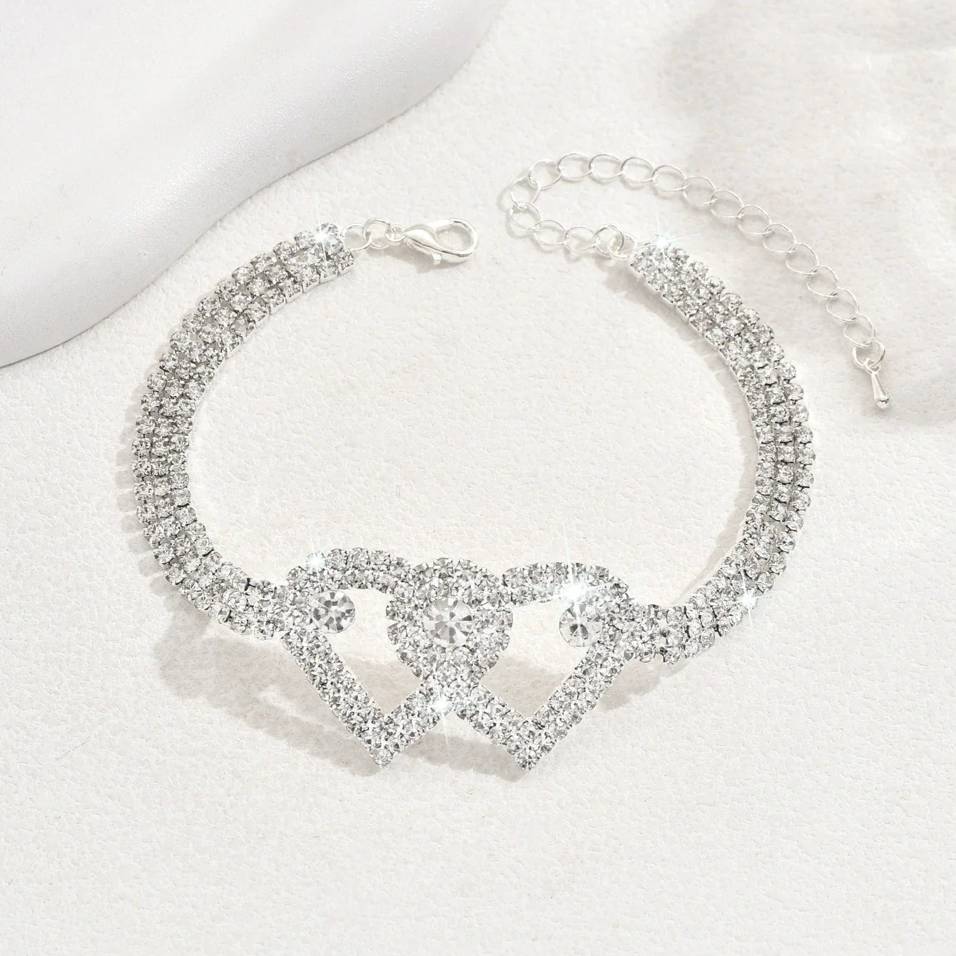 ✨𝐂𝐙𝐓𝐈𝐂𝐋𝐄® Diamond-Cut Heart Chain Anklet